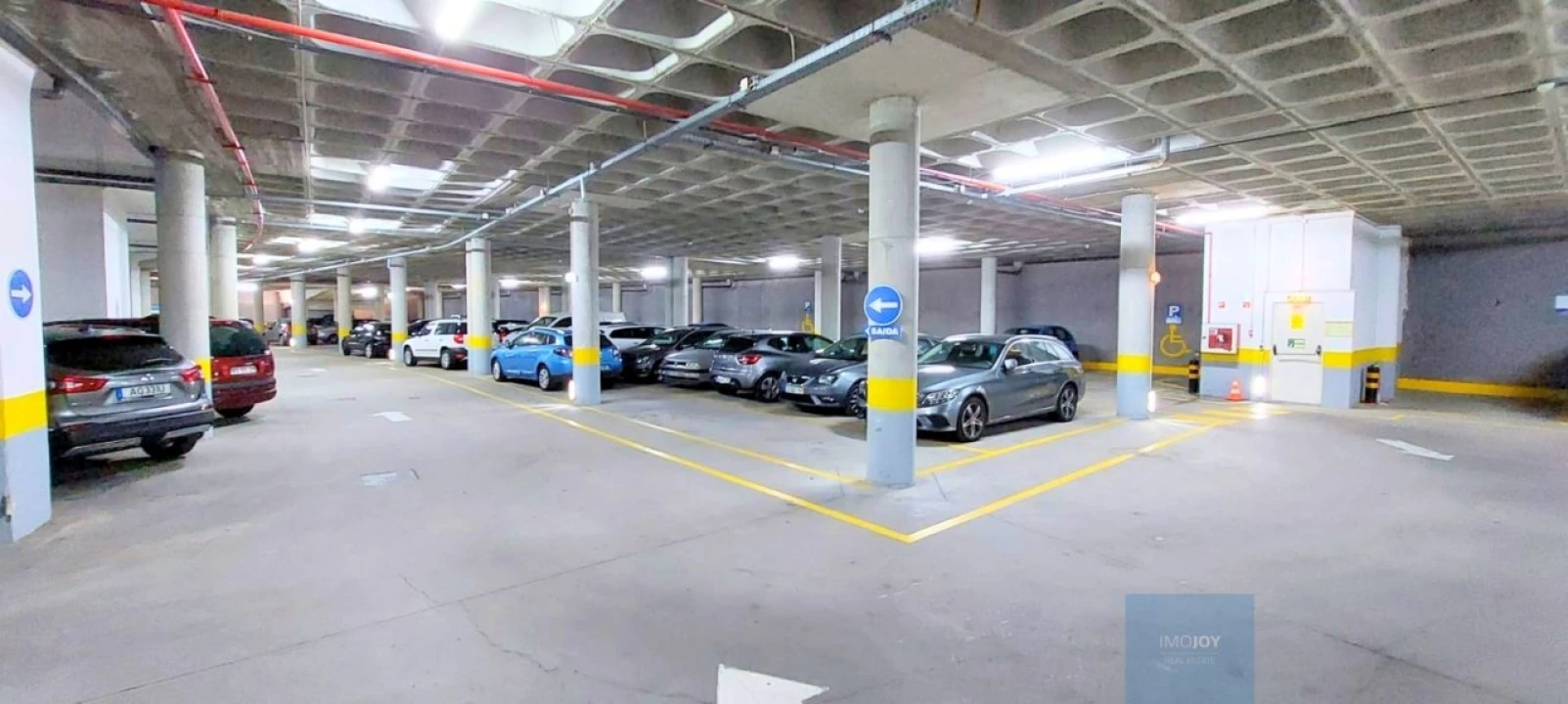 Apartamento T4 para Venda em Portimão Foto 43