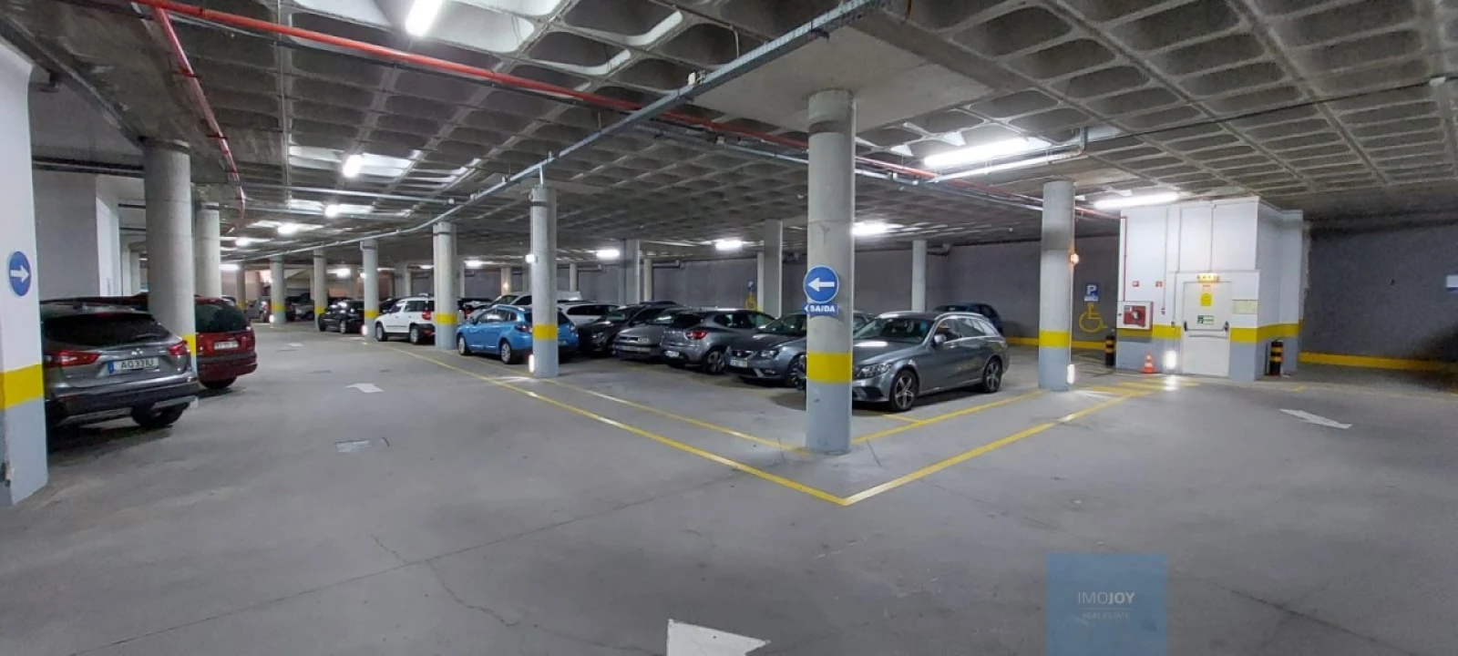 Apartamento T4 para Venda em Portimão Foto 44