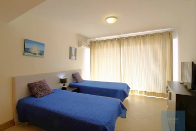 Apartamento T4 para Venda em Portimão