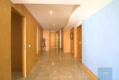 Apartamento T4 para Venda em Portimão