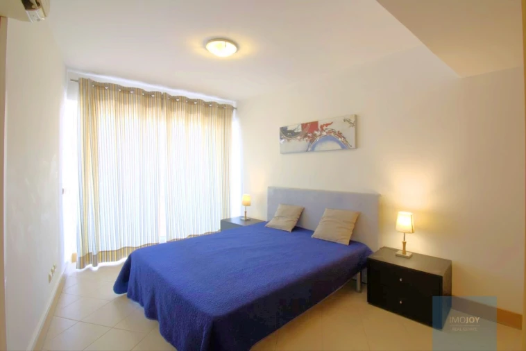 Apartamento T4 para Venda em Portimão Foto 21