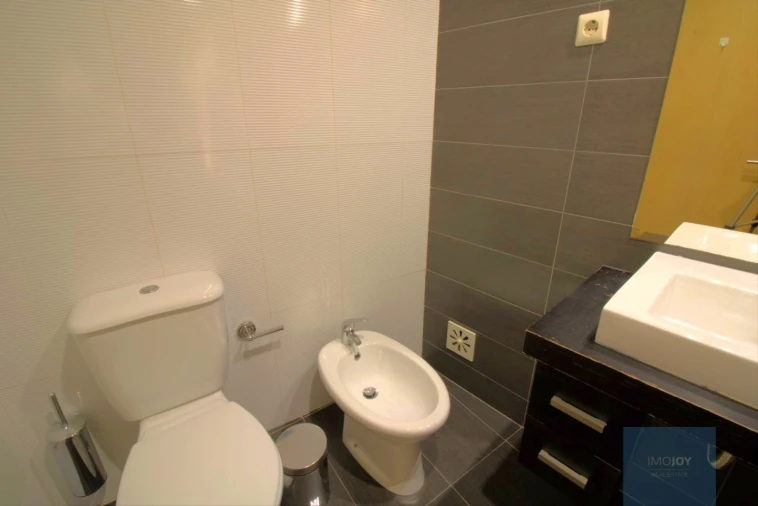 Apartamento T4 para Venda em Portimão Foto 32