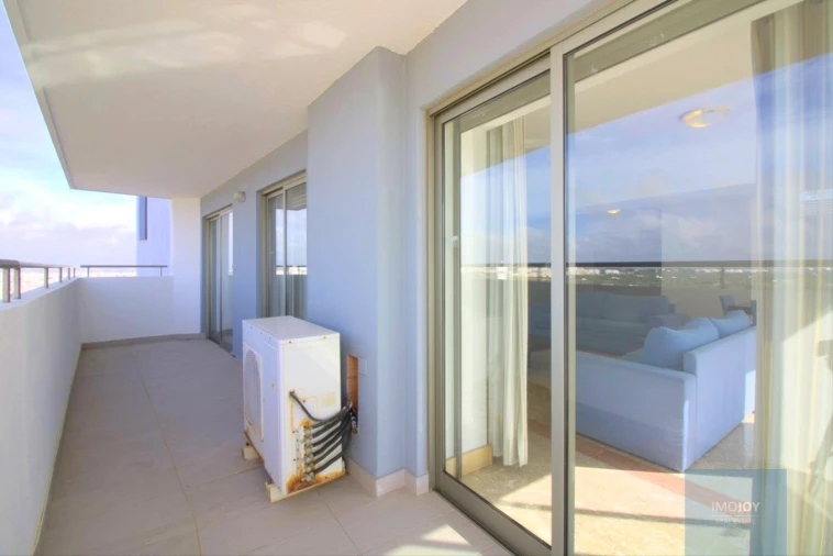 Apartamento T4 para Venda em Portimão Foto 38