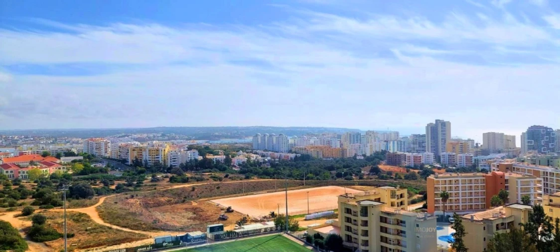 Apartamento T4 para Venda em Portimão Foto 49