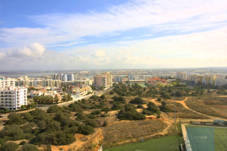 Apartamento T4 para Venda em Portimão Foto 57