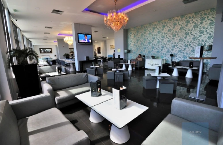 Apartamento T4 para Venda em Portimão Foto 59