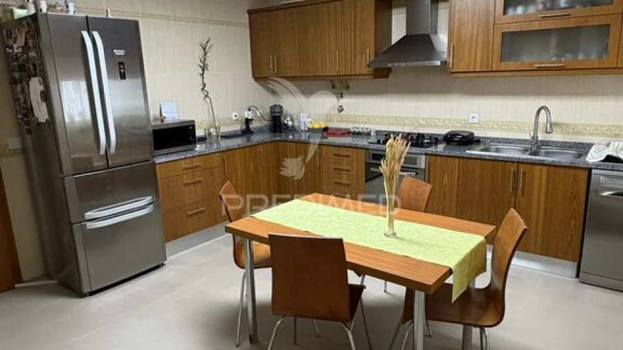 Apartamento T3 para Venda em Montalvo