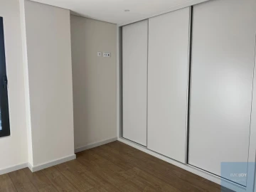 Apartamento T4 para Venda em Cedofeita, Santo Ildefonso, Sé, Miragaia, São Nicolau e Vitória