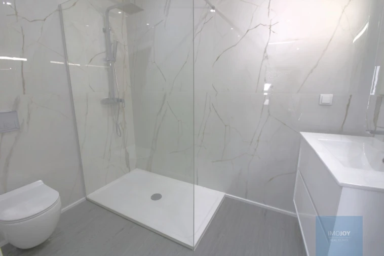 Apartamento T3 para Venda em Quelfes Foto 23