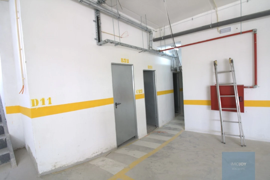 Apartamento T3 para Venda em Quelfes Foto 26