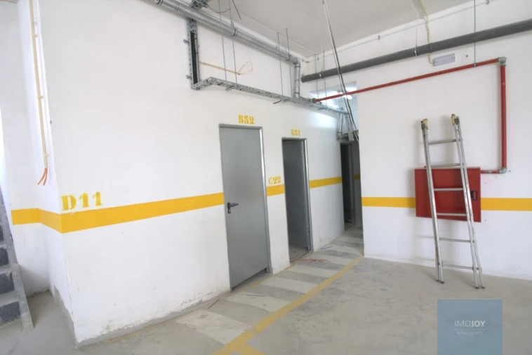 Apartamento T3 para Venda em Quelfes Foto 32