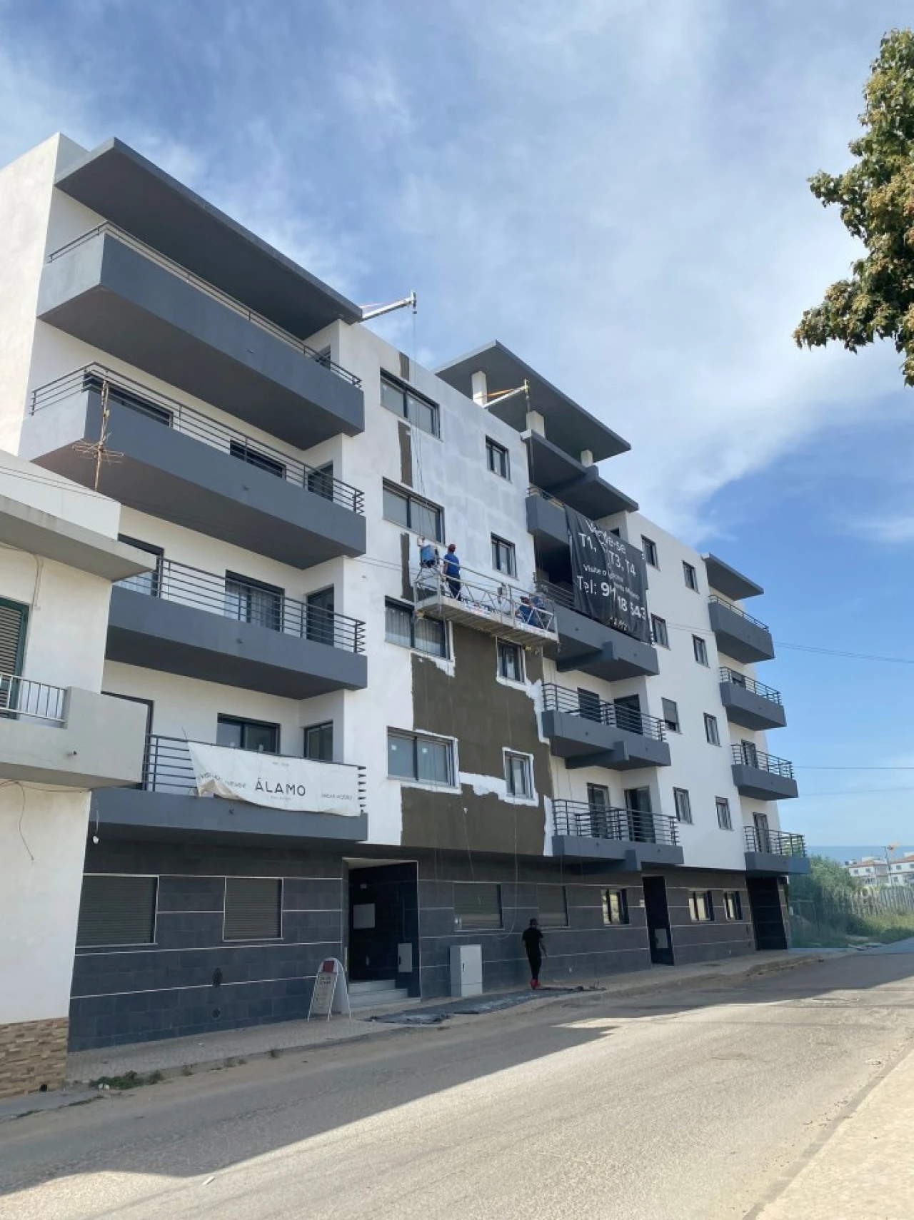 Apartamento T3 para Venda em Quelfes Foto 35