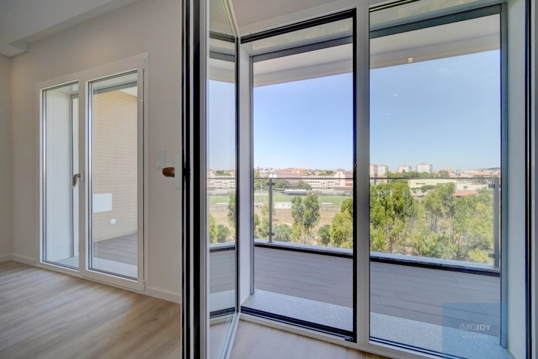 Apartamento T3 para Venda em Carcavelos e Parede Foto 7