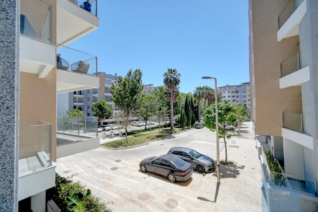 Apartamento T3 para Venda em Carcavelos e Parede Foto 28