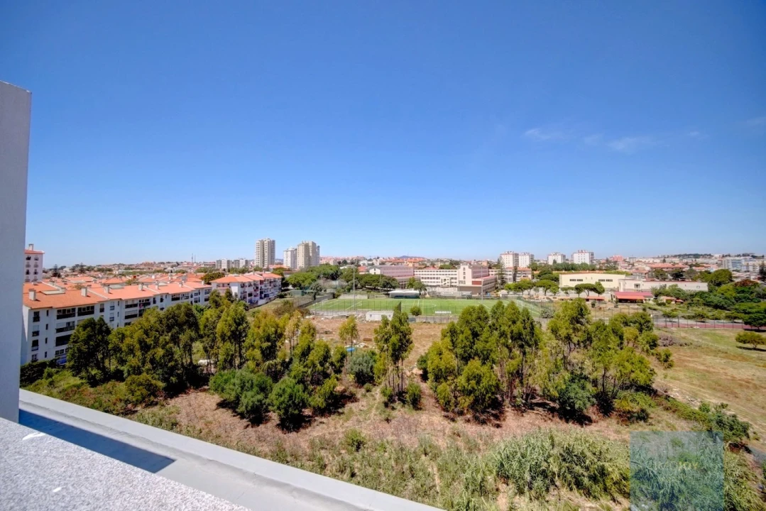Apartamento T3 para Venda em Carcavelos e Parede Foto 3