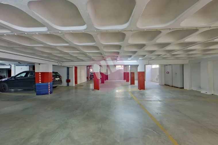 Garagem para Venda em Lumiar Foto 10