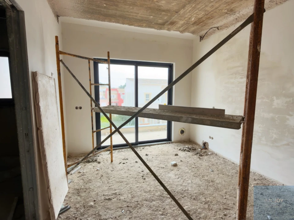 Moradia T3 para Venda em Alvor Foto 37