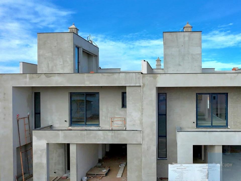 Moradia T3 para Venda em Alvor Foto 71