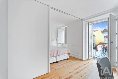 Apartamento T1 para Arrendamento em Misericórdia