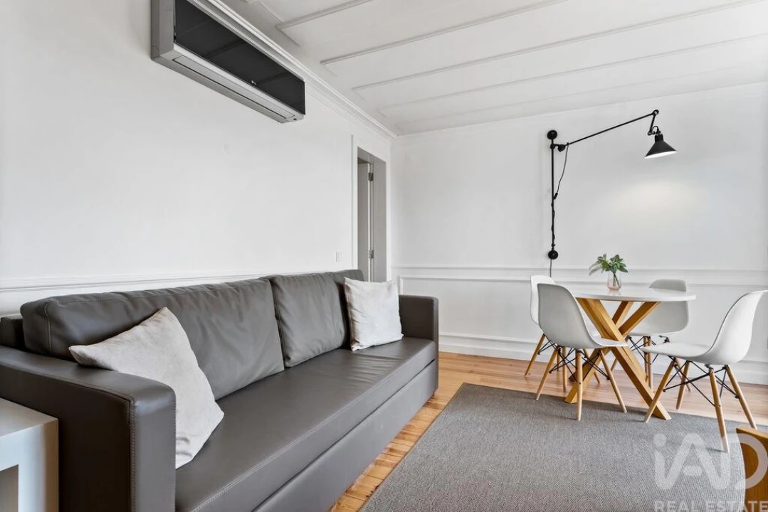 Apartamento T1 para Arrendamento em Misericórdia Foto 7