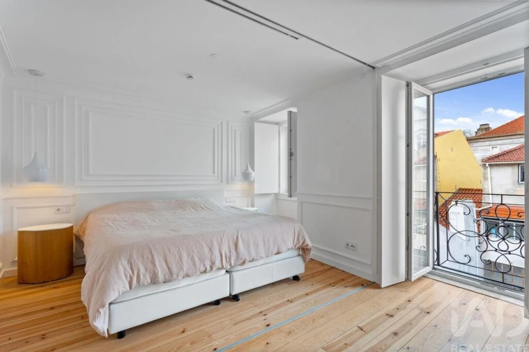 Apartamento T1 para Arrendamento em Misericórdia Foto 19