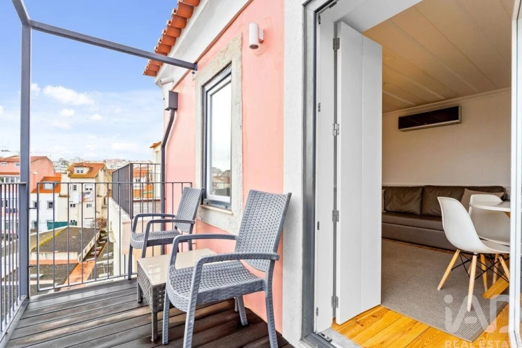 Apartamento T1 para Arrendamento em Misericórdia Foto 3