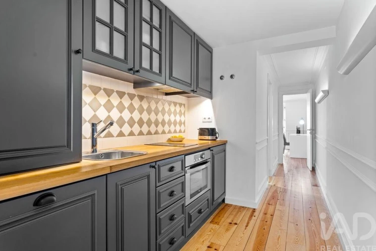 Apartamento T1 para Arrendamento em Misericórdia Foto 11