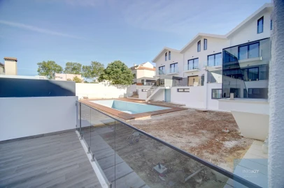 Moradia T4 para Venda em Cascais e Estoril