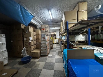 Armazém para Venda em Portimão