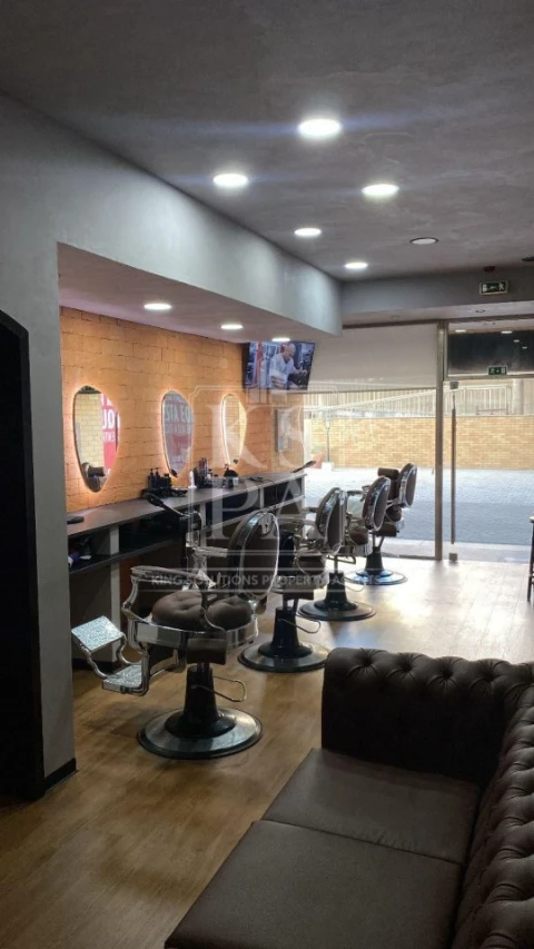 Loja para Arrendamento em Canidelo