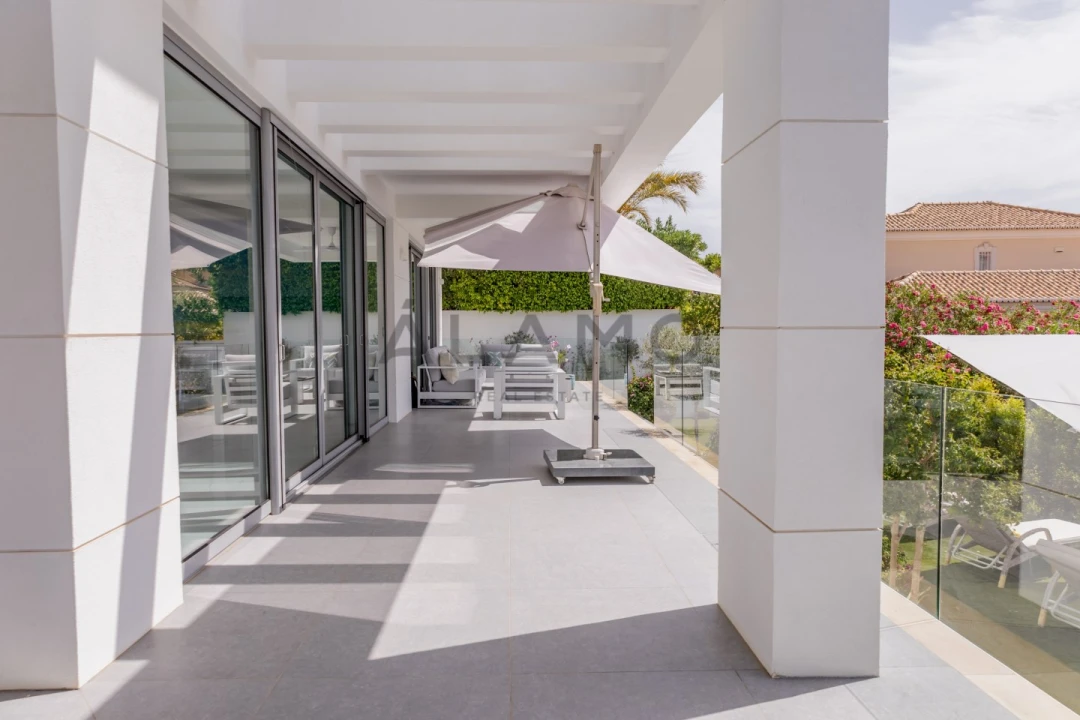 Moradia T3 para Venda em Almancil Foto 3