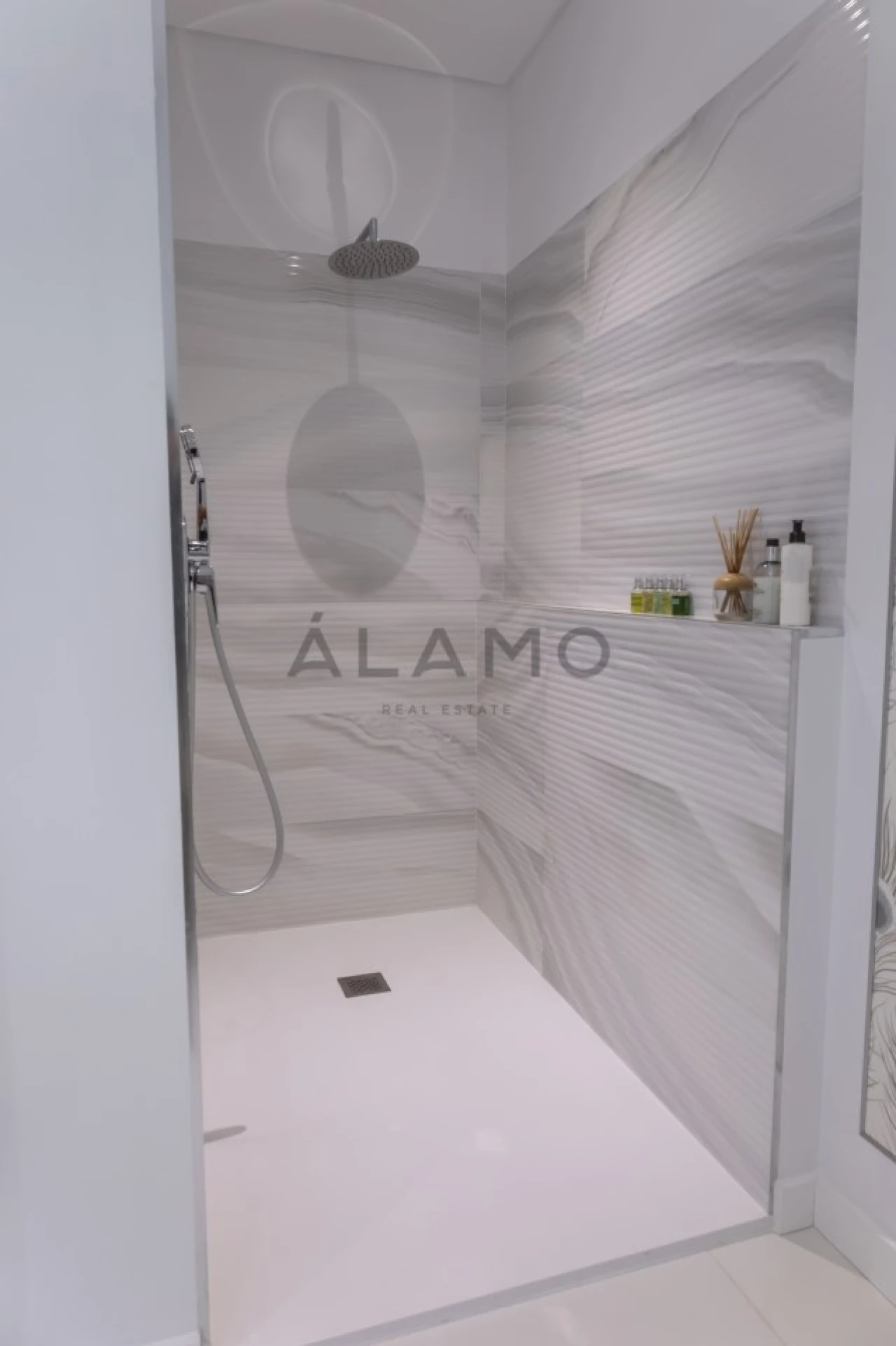 Moradia T3 para Venda em Almancil Foto 25