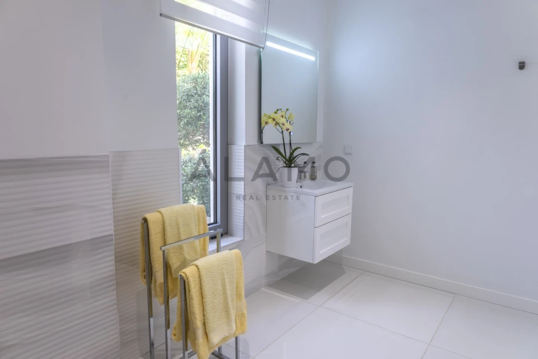 Moradia T3 para Venda em Almancil Foto 29