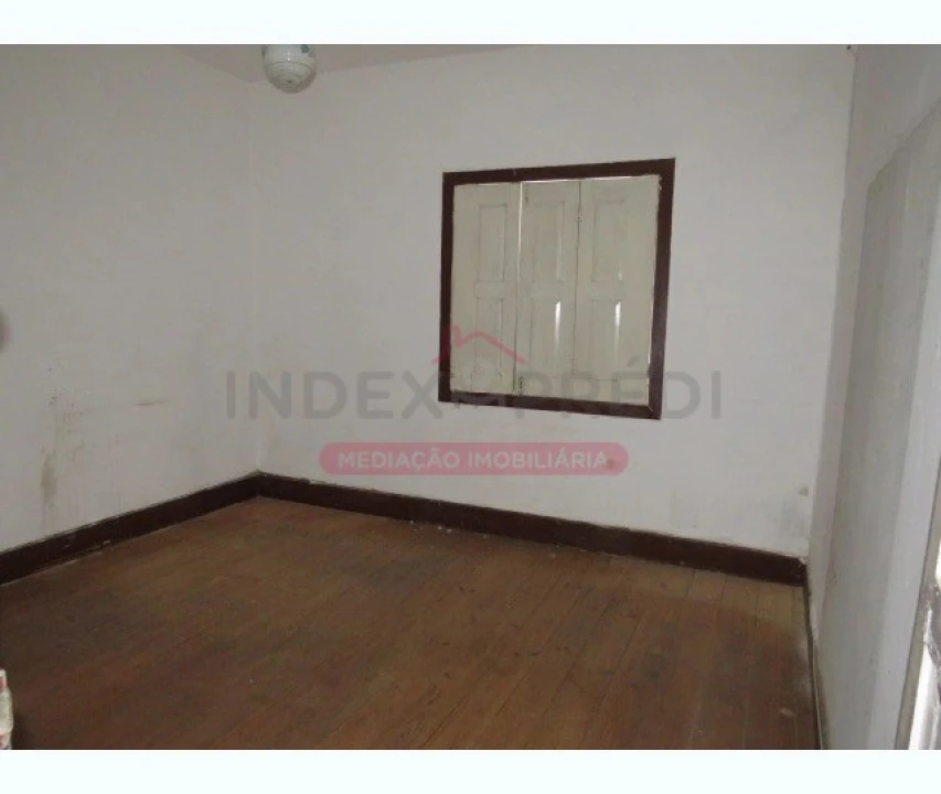 Moradia T3 para Venda em Arcos e Mogofores Foto 3