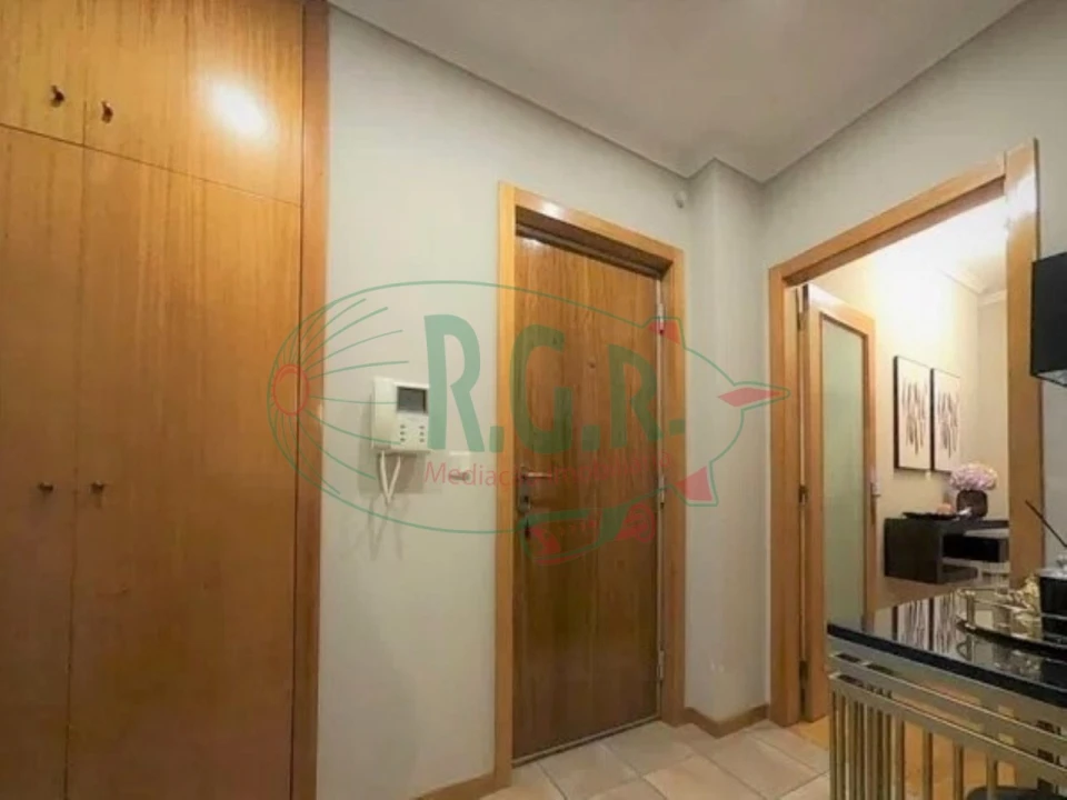 Apartamento T2 para Arrendamento em Fânzeres e São Pedro da Cova Foto 3