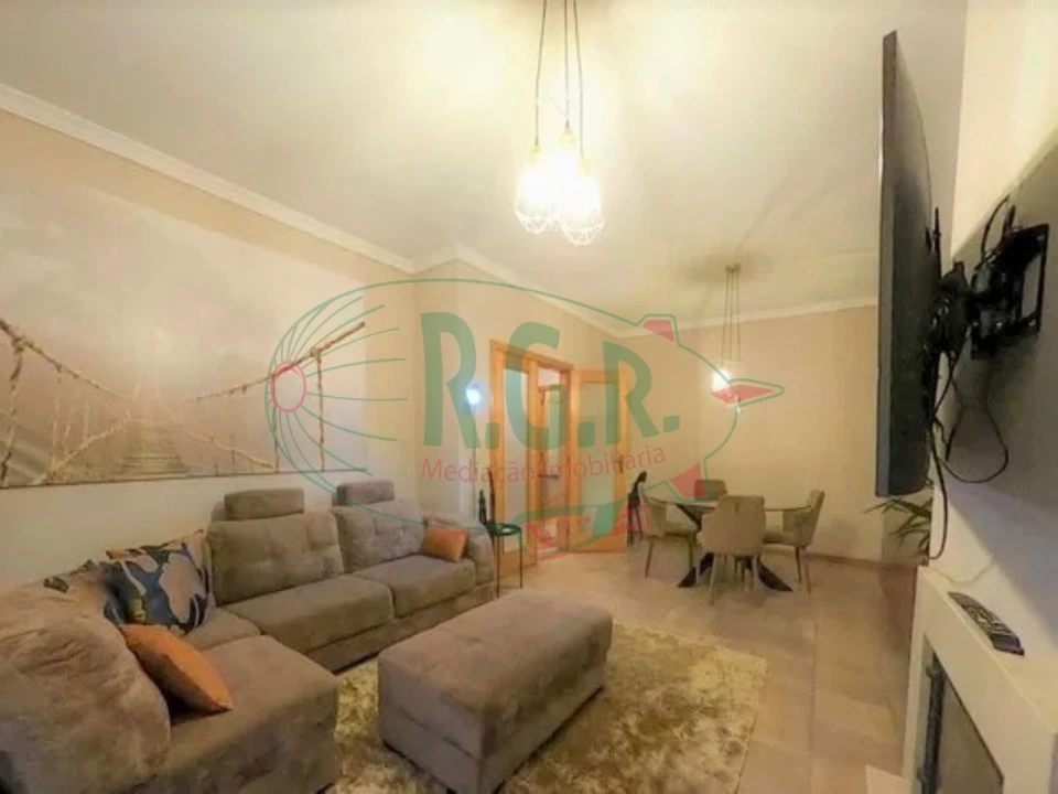 Apartamento T2 para Arrendamento em Fânzeres e São Pedro da Cova Foto 1