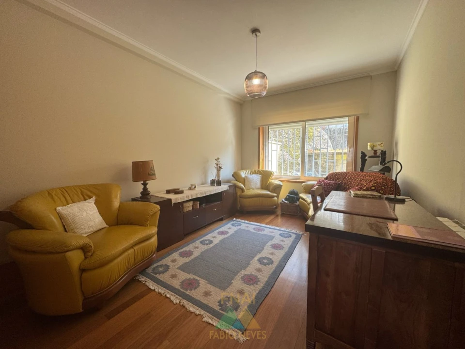 Moradia T3 para Venda em Paço Foto 12