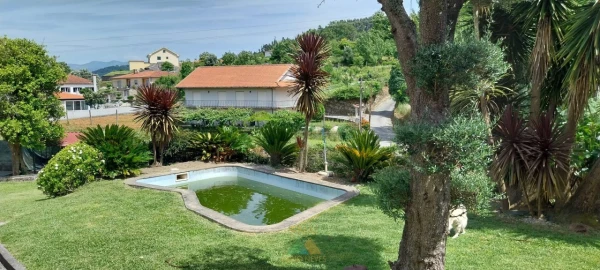 Moradia T3 para Venda em Oleiros