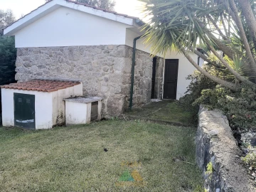 Moradia T3 para Venda em Oleiros