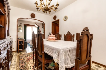 Moradia T3 para Venda em Oliveirinha