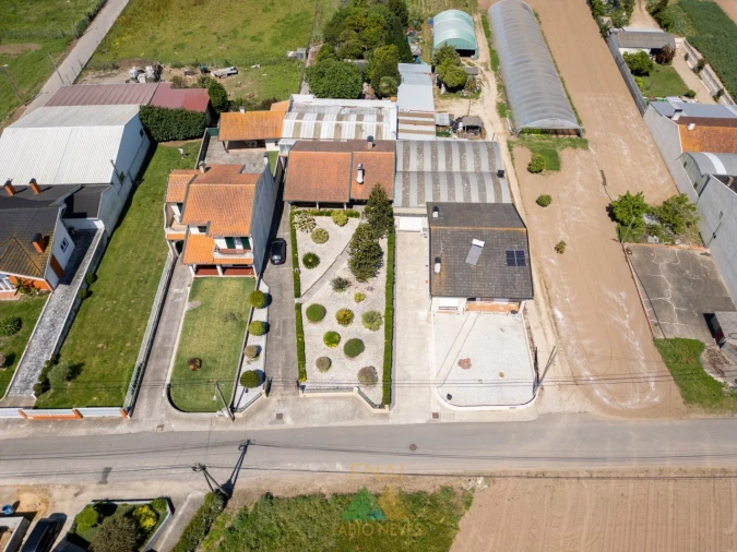 Moradia T3 para Venda em Oliveirinha Foto 3