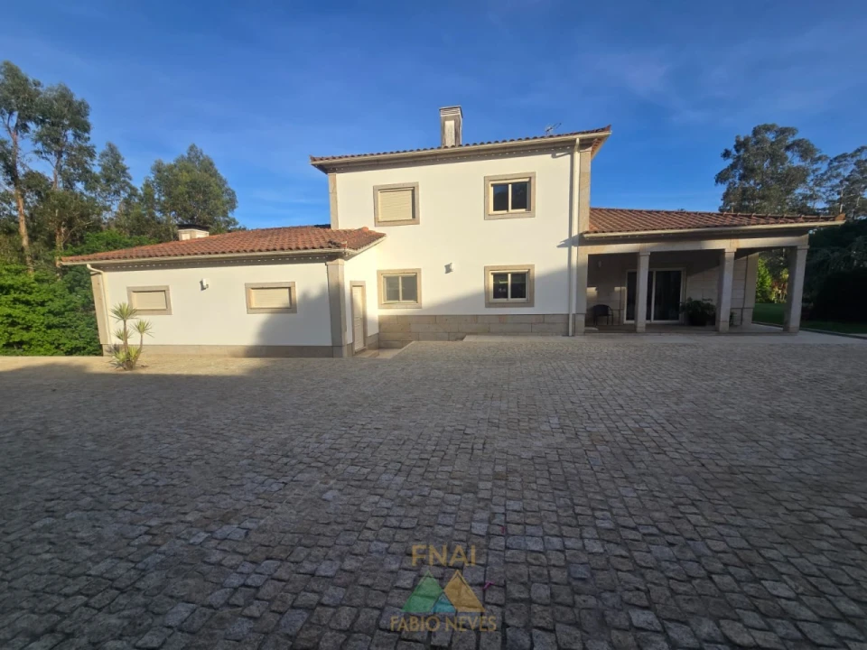 Moradia T4 para Venda em Vale Foto 32