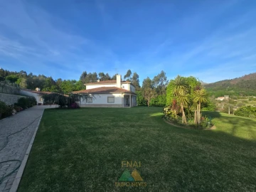 Moradia T4 para Venda em Vale
