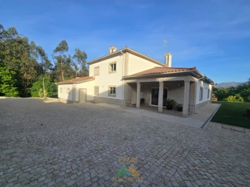 Moradia T4 para Venda em Vale