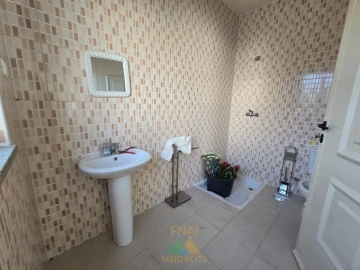 Moradia T4 para Venda em Vale