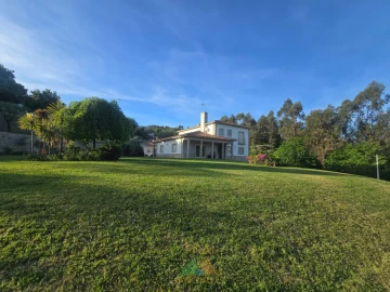 Moradia T4 para Venda em Vale