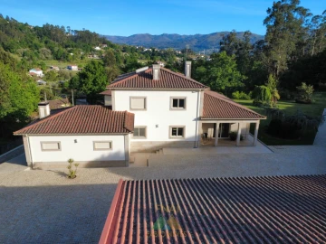 Moradia T4 para Venda em Vale