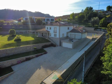 Moradia T4 para Venda em Vale