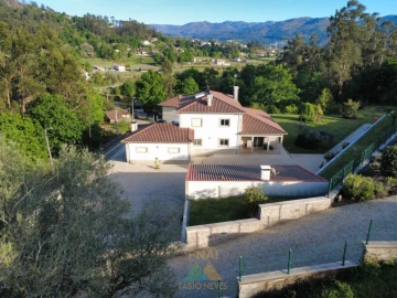 Moradia T4 para Venda em Vale