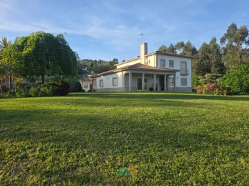 Moradia T4 para Venda em Vale